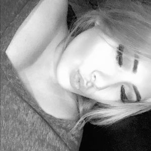 Meet your Posher, Sharonn